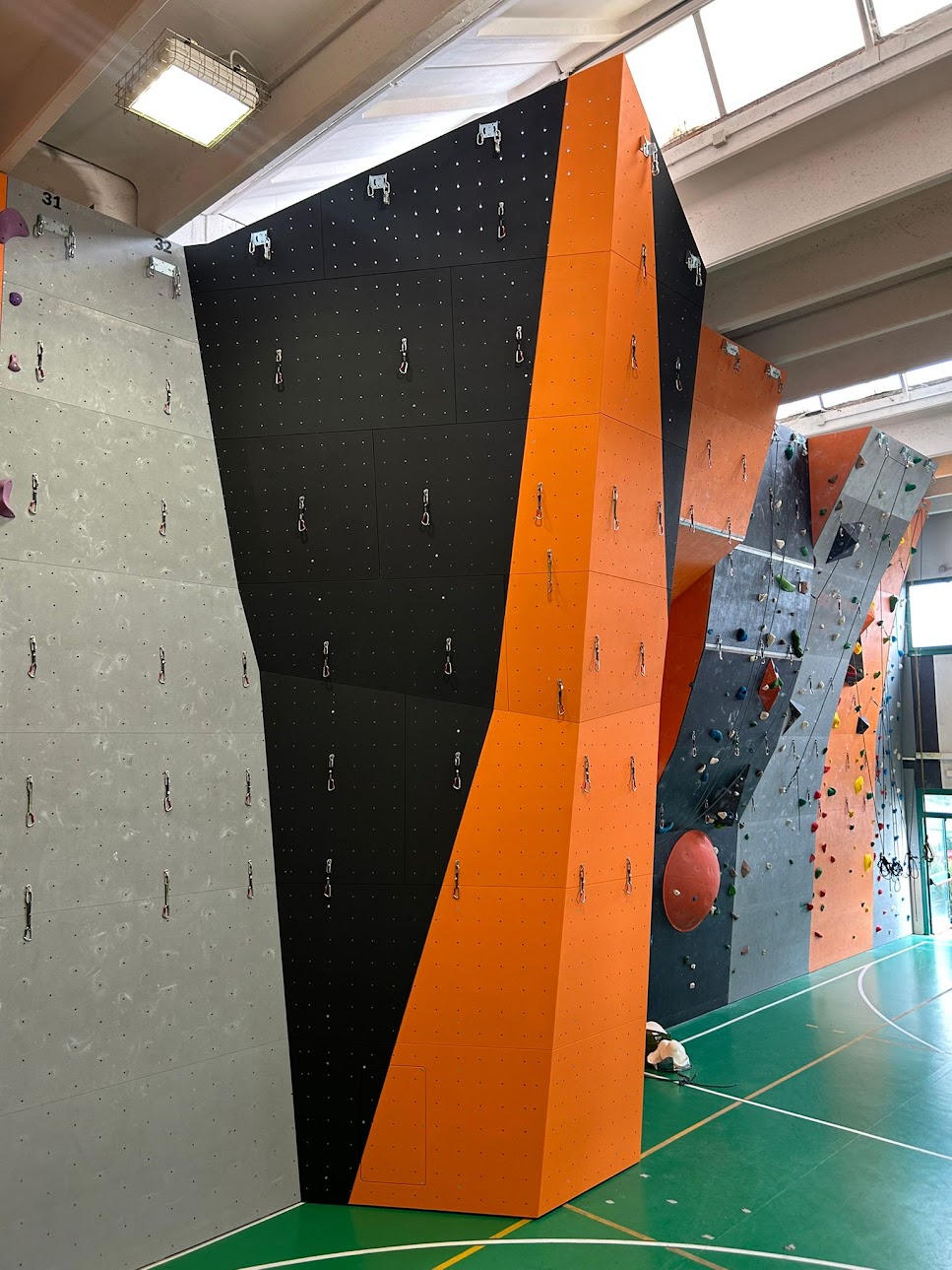 Realizzazione New Climber: Pareti con punti di assicurazione