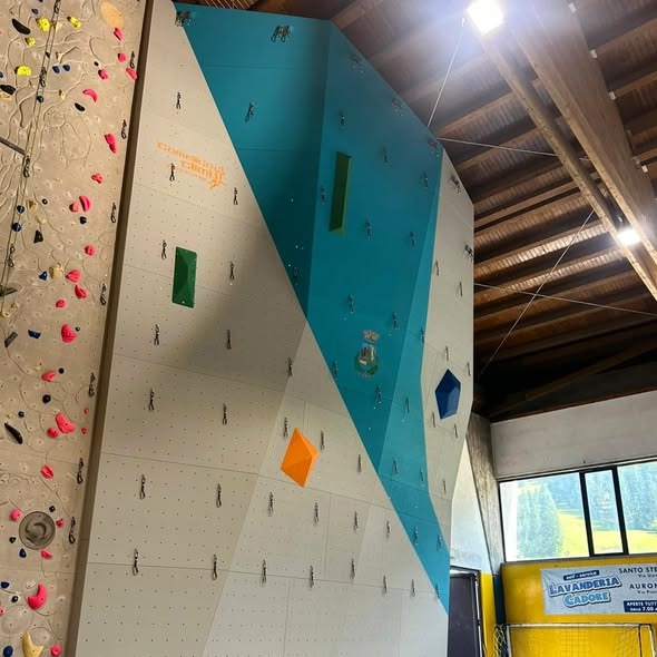 Profilo e strapiombo parete di arrampicata Santo Stefano di Cadore - NewClimber